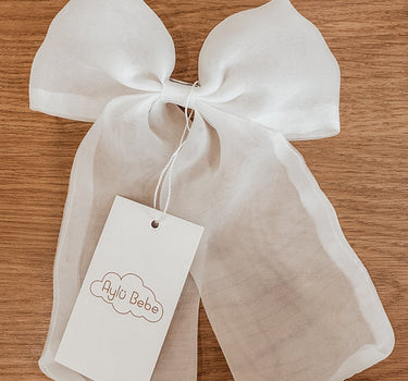 Amara Hair Clip - White