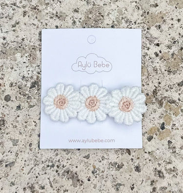 Triple Daisy Hair Clip - Neutral - Flower Girl Dress - Aylu Bebe